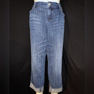 Torrid cropped boyfriend jeans size 18R